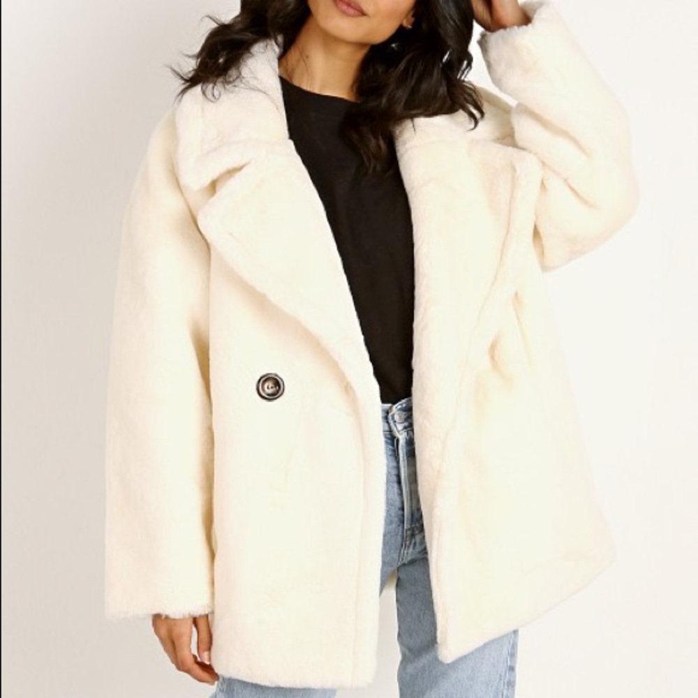 Apparis Anais coat in Ivory
